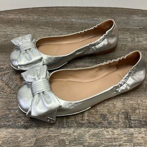 Tory Burch Silver Metallic Leather Ballet Flats Size 8